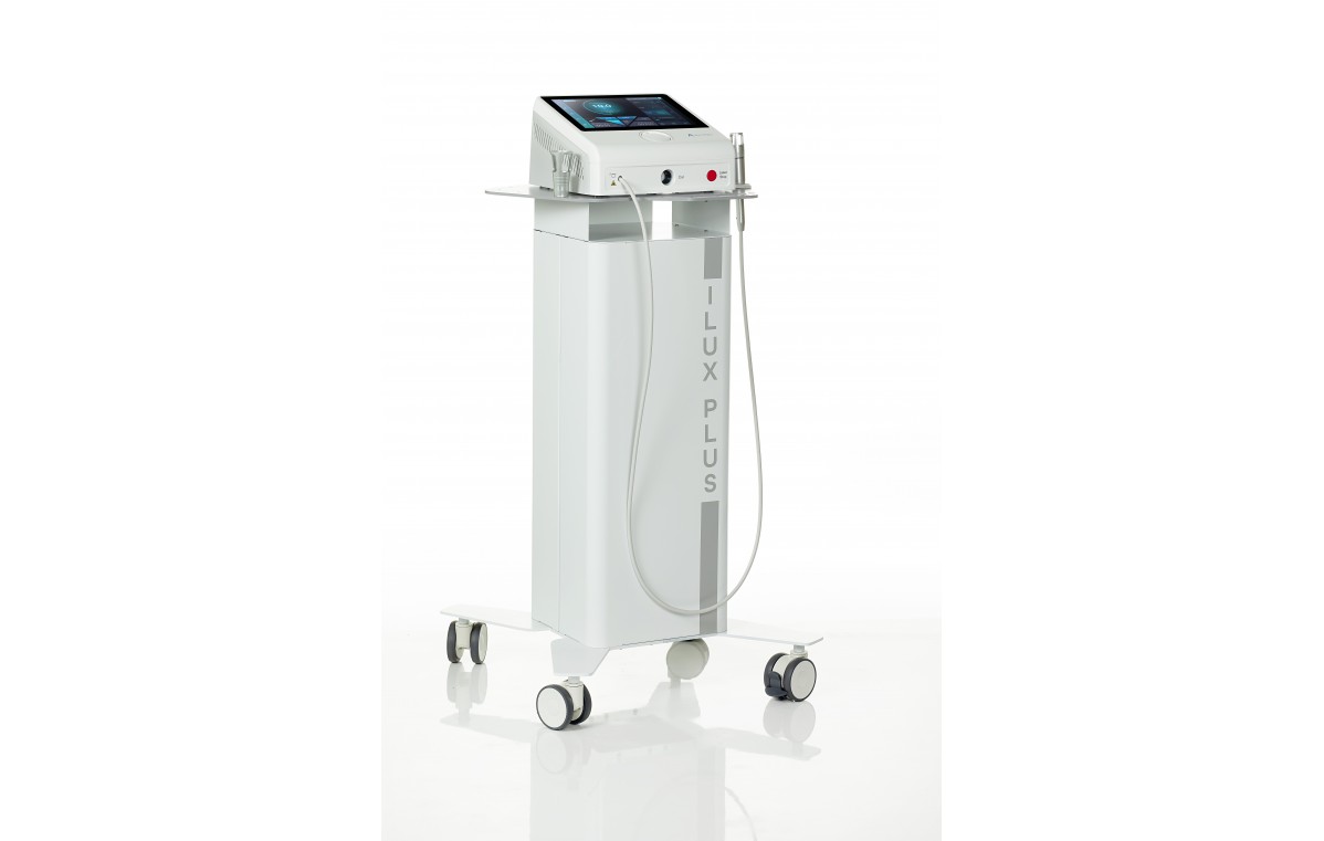 Laser wysokoenergetyczny iLUX PLUS 30 W, 1064nm – wynajem